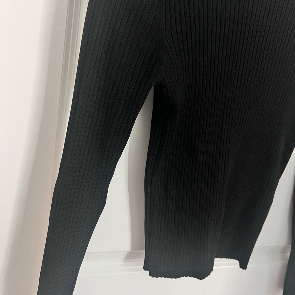 Zara Ribbed Mock Neck  Black Long Sleeve Top - Picture 3 of 5